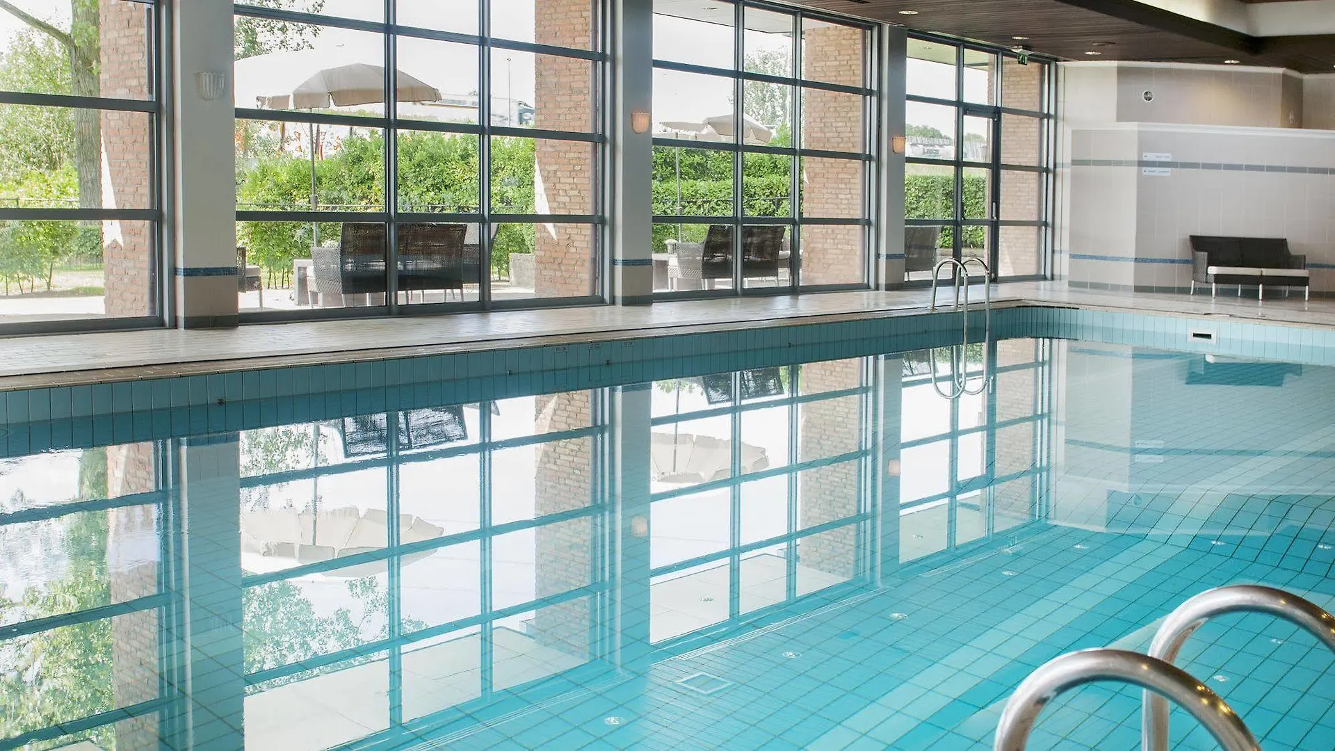 Van Der Valk Hotel Eindhoven 4*,
