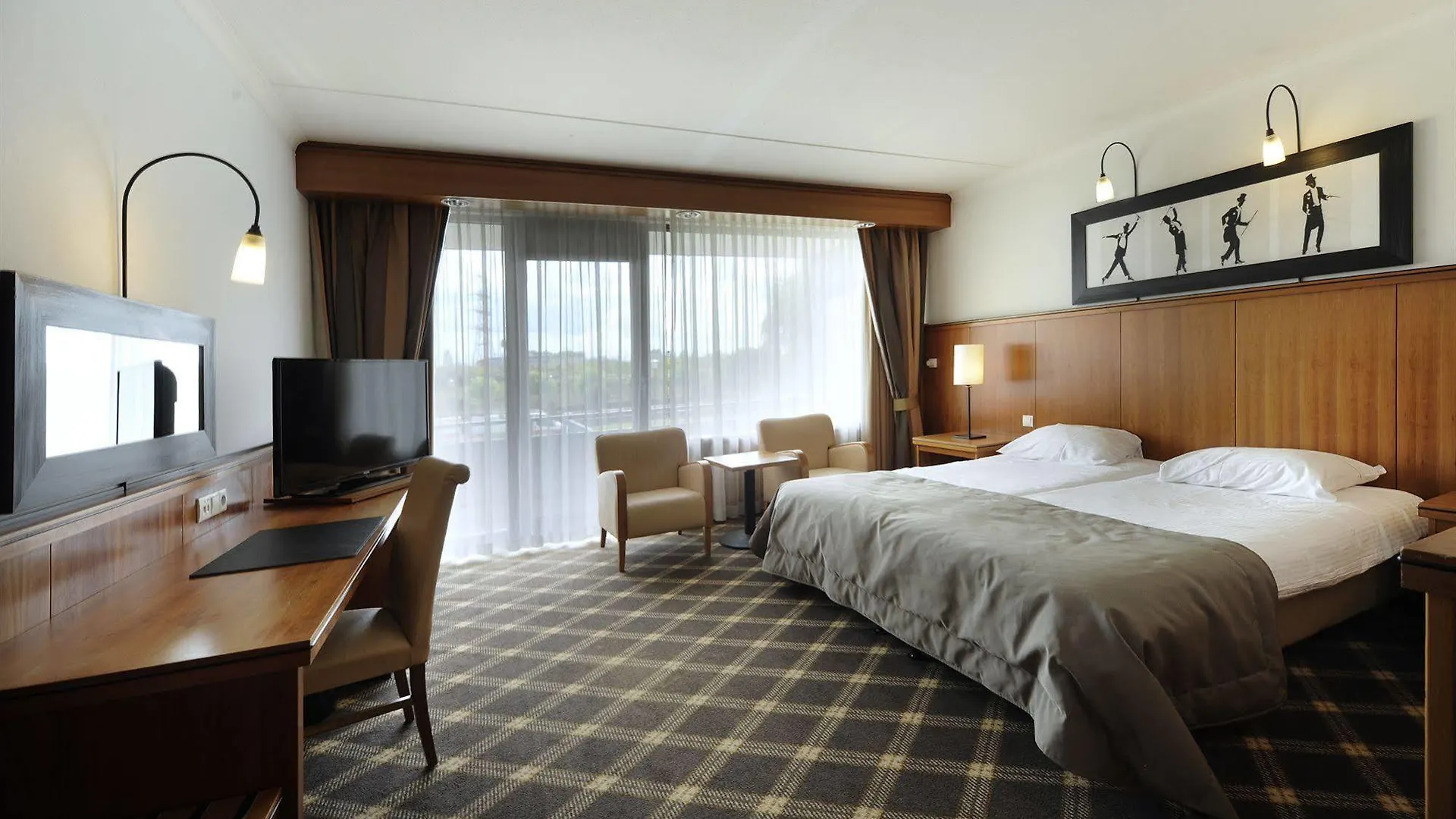 Van Der Valk Hotel Eindhoven 4*,