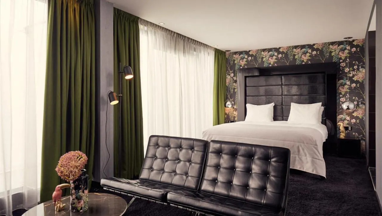 Van der Valk Hotel Eindhoven 4*,